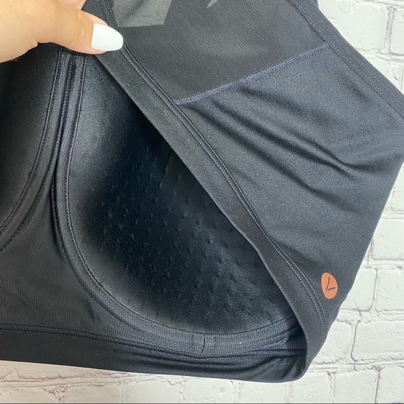 ✔️SOLD NWT Lane Bryant LIVI High Impact Sports Bra Black - Picture 5 of 11